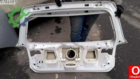 Volkswagen Golf Bagaj çıkma parça