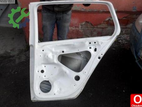 Volkswagen Golf Sağ Arka Kapı çıkma parça