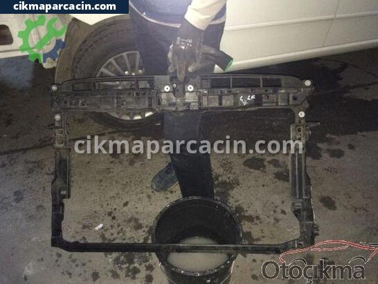 Volkswagen Golf Ön Panel çıkma parça