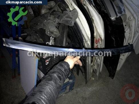 Renault Scenic Tampon Izgara Çıtası çıkma parça