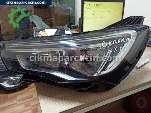 Opel Grandland Sol Ön Far çıkma parça