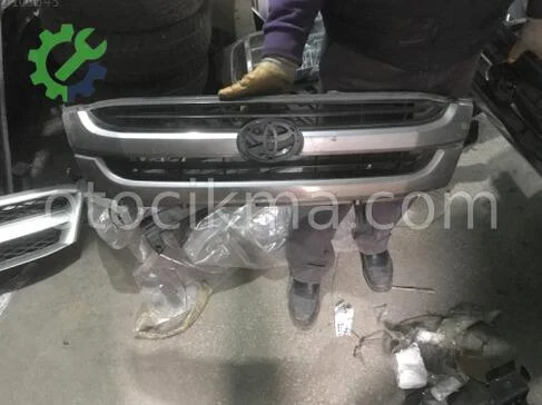 Toyota Hilux Panjur çıkma parça