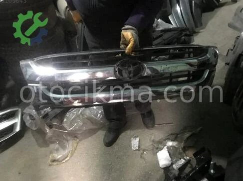 Toyota Hilux Panjur çıkma parça