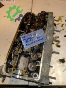 HONDA ACCORD 84-85 8V SİLİNDİR KAPAK
