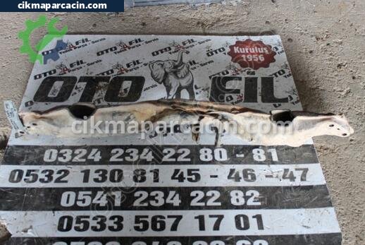 Honda Civic Ön Travers çıkma parça