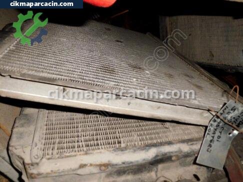 Honda Civic Su Radyatörü çıkma parça