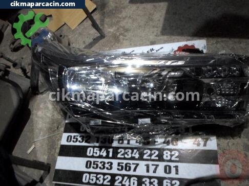Honda Civic Sağ Ön Far çıkma parça