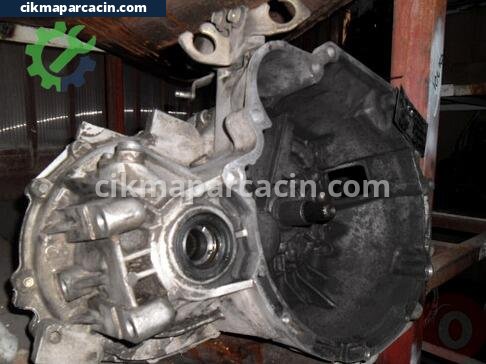 Hyundai Accent Şanzıman Komple çıkma parça