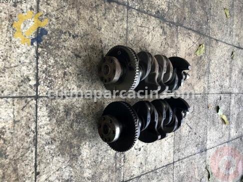Hyundai Accent Krank Mili çıkma parça