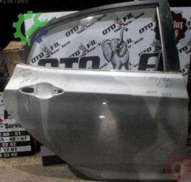 Hyundai Accent Sağ Arka Kapı çıkma parça