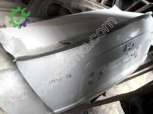 Hyundai Accent Bagaj çıkma parça