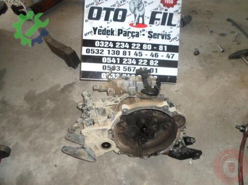 Hyundai Accent Şanzıman Komple çıkma parça