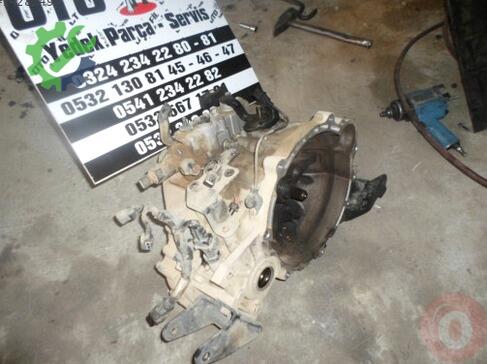 Hyundai Accent Şanzıman Komple çıkma parça