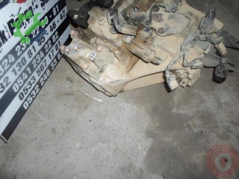 Hyundai Accent Şanzıman Komple çıkma parça