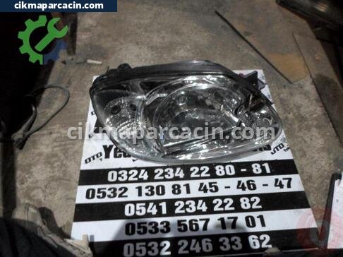 Hyundai Accent Sağ Ön Far çıkma parça