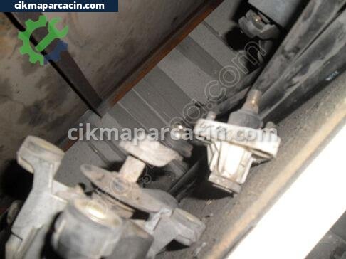 Hyundai Elantra Silecek Kolu çıkma parça
