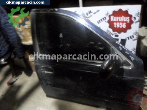 Hyundai Elantra Sağ Ön Kapı çıkma parça