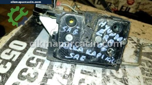 Hyundai Accent Sağ Arka Kapı Kilidi çıkma parça
