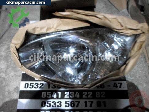Hyundai Accent Sol Ön Far çıkma parça