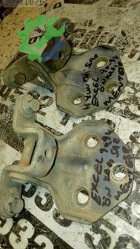 Hyundai Excel Kapı Menteşesi çıkma parça