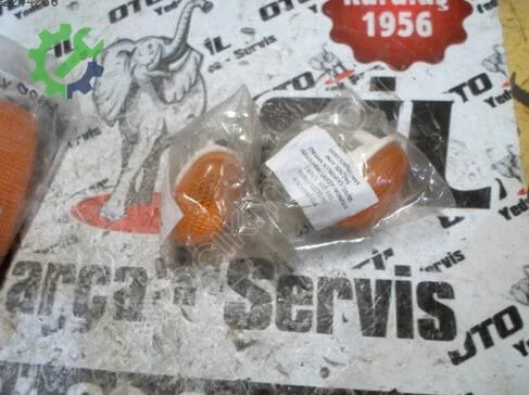 Hyundai Getz Sinyal çıkma parça