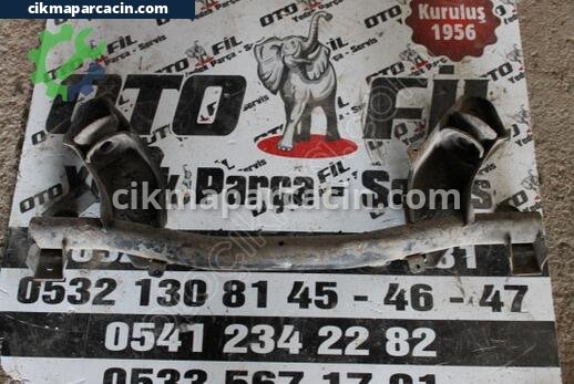 Hyundai H100 Ön Travers çıkma parça