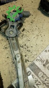 Hyundai i20 Sağ Ön Cam Krikosu çıkma parça