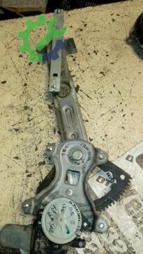 Hyundai i20 Sağ Ön Cam Krikosu çıkma parça