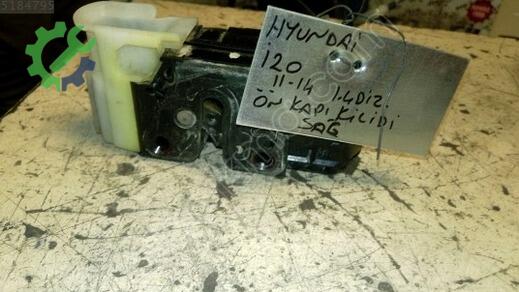 Hyundai i20 Sağ Ön Kapı Kilidi çıkma parça