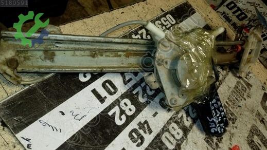 Hyundai i20 Sağ Ön Cam Krikosu çıkma parça