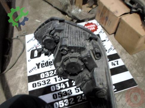 Hyundai i20 Sol Ön Far çıkma parça