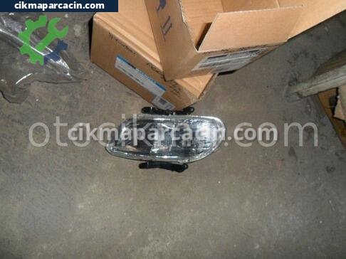 Hyundai Accent Sis Farı çıkma parça