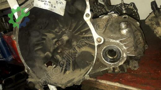 Hyundai Sonata Manuel Şanzıman çıkma parça