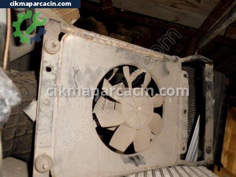 Hyundai Starex Intercooler Radyatörü çıkma parça