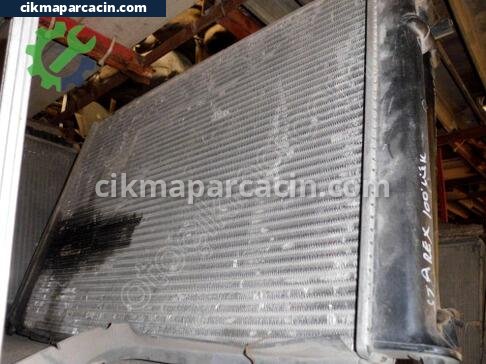 Hyundai Starex Su Radyatörü çıkma parça