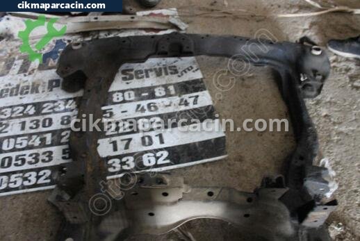 Hyundai Tucson Ön Travers çıkma parça