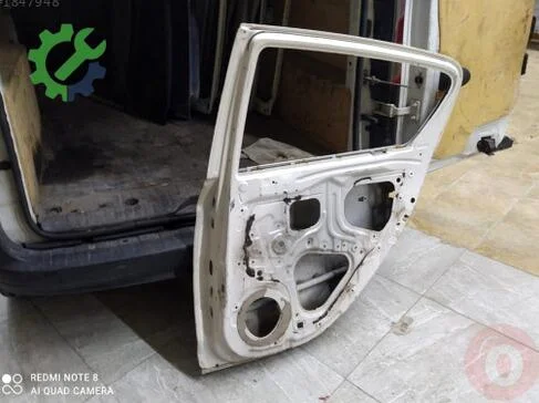 Hyundai i20 Sağ Arka Kapı çıkma parça