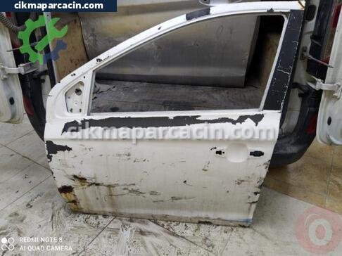 Hyundai i20 Sol Ön Kapı çıkma parça