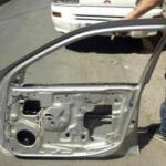 INFINITI L30 (Nissan Maxima QX) SAĞ ÖN KAPI ÇIKMA PARÇA