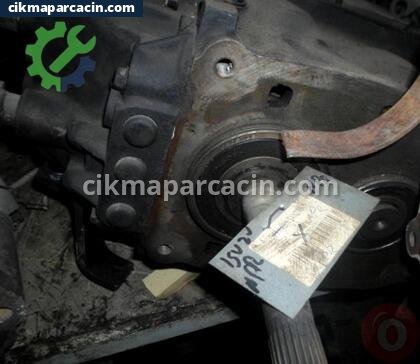 Isuzu NPR Şanzıman Komple çıkma parça