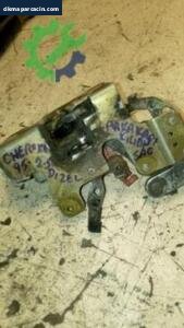 JEEP CHEROOKE 1995 ARKA SAĞ KAPI KİLİDİ