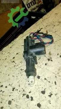Jeep Cherokee Sol Ön Kapı Kilidi çıkma parça