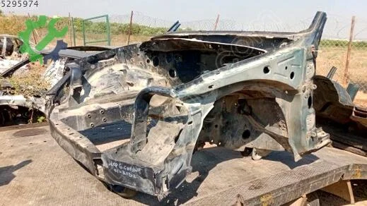 Jeep Grand Cherokee Komple Ön çıkma parça