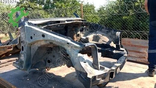 Jeep Grand Cherokee Komple Ön çıkma parça