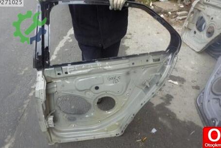 Volkswagen Jetta Sol Arka Kapı çıkma parça