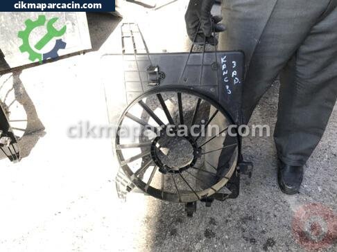 Renault Kangoo Davlumbaz çıkma parça