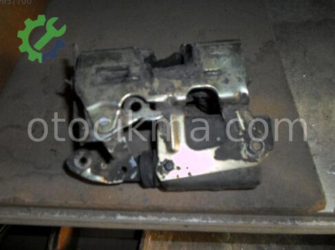 Suzuki Swift Kapı (Arka Sağ) çıkma parça