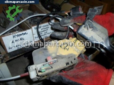Ford Scorpio Kapı (Arka Sağ) çıkma parça