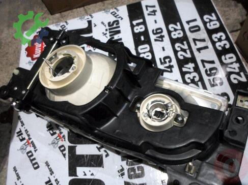 Kia Bongo Sağ Ön Far 199802002 çıkma parça