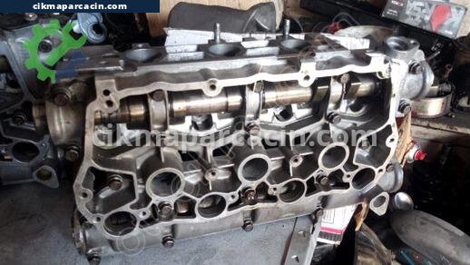 Kia Carnival Silindir Kapağı çıkma parça